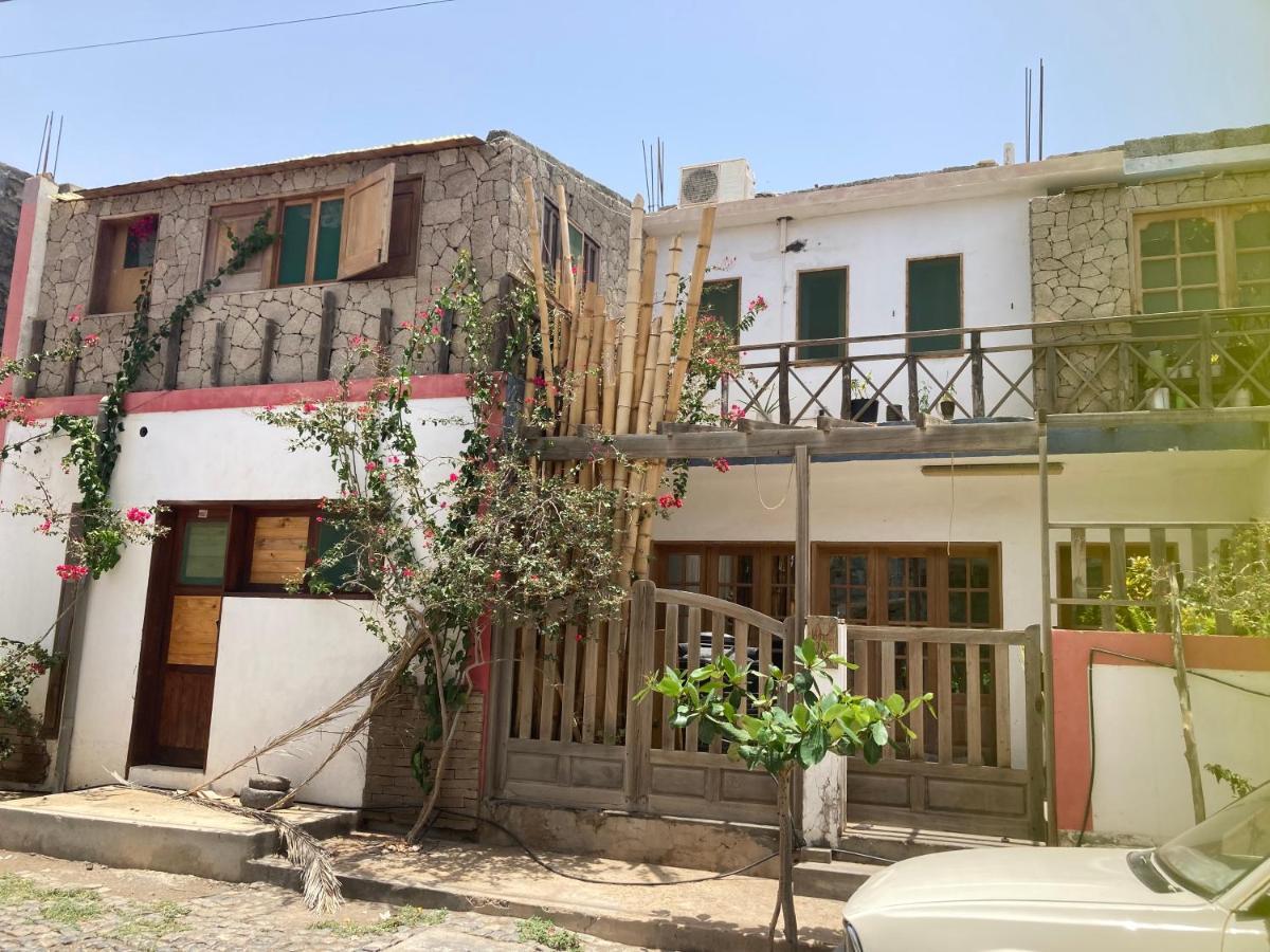 Pedra De Rala Hotel Porto Novo  Exterior photo